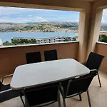 Augustin Apartamento Pag Town