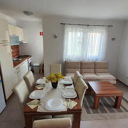 Augustin Apartment