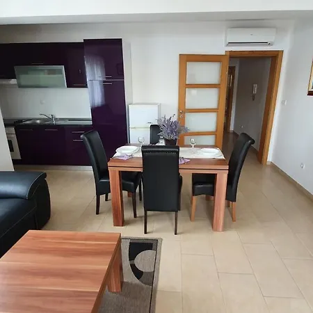Augustin Apartment *