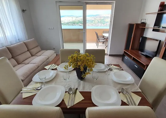 Augustin Apartman Pag Town