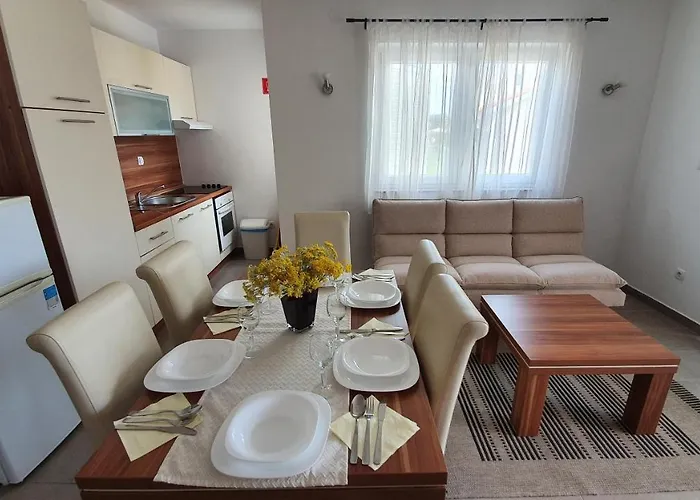 Augustin Διαμέρισμα Pag Town